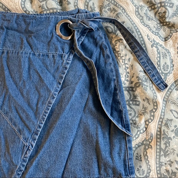 LF Carmar Chambray Wrap Tie Denim Blue Rum Skirt - Picture 2 of 6